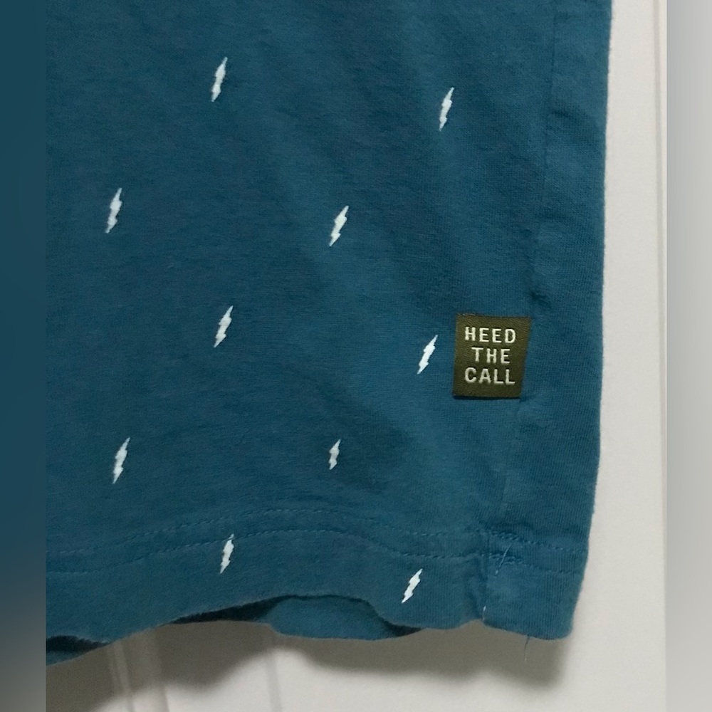Howler Bros Mens Small Blue Cotton Lightning Bolts Pocket Shirt - Picture 2 of 5